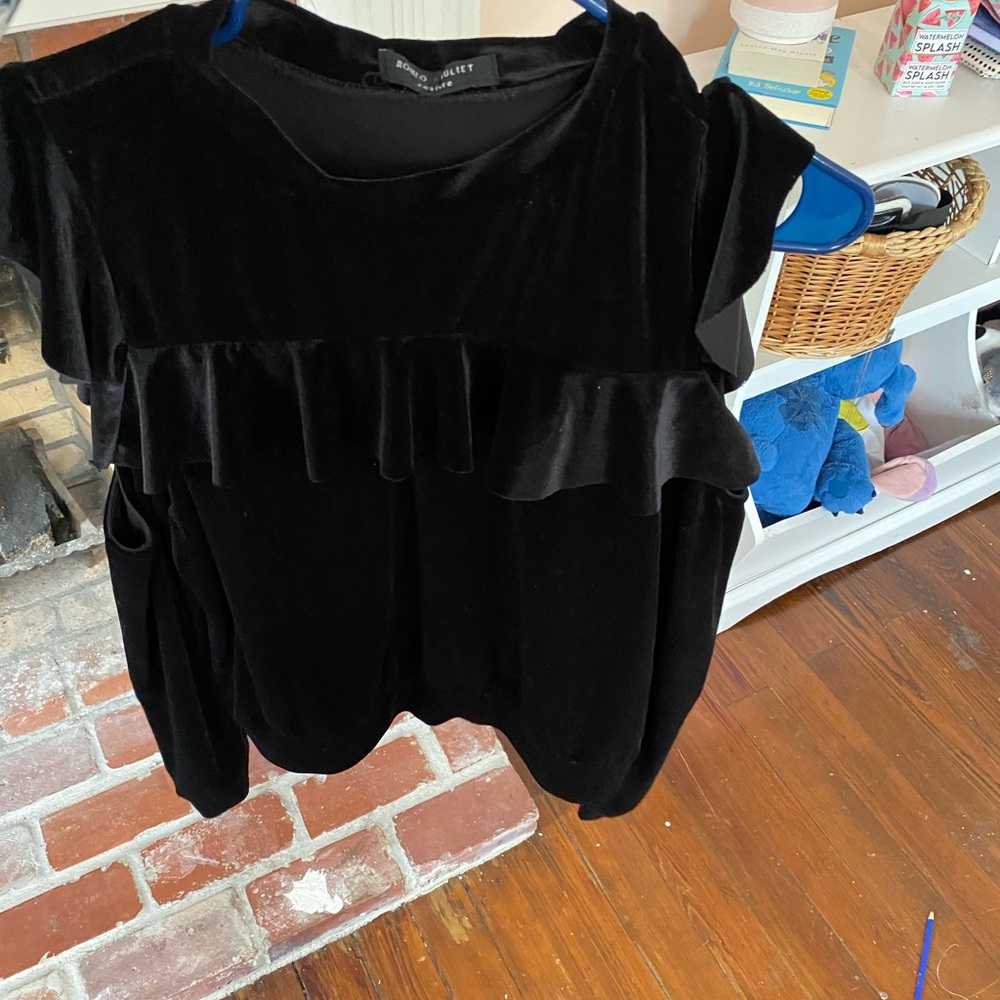 Romeo and Juliet shirt!!